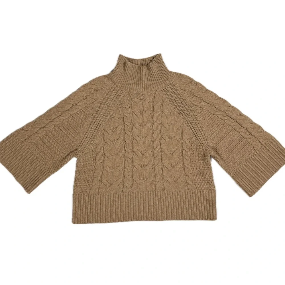 Banana Republic wool blend tan Cavo flair sleeve cable knit sweater women medium